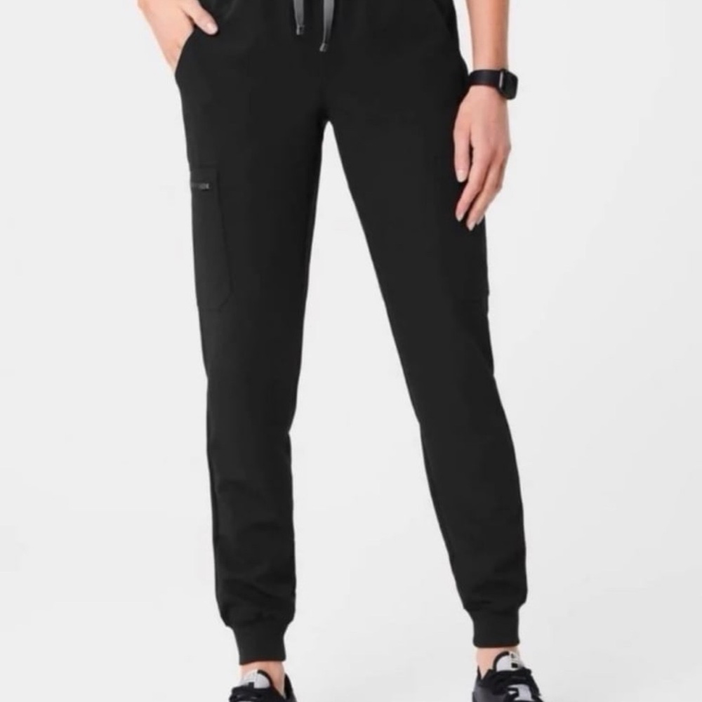 Figs uman joggers